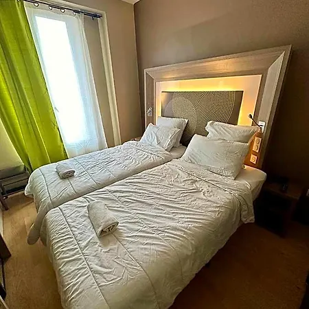 Victor Hugo Hotel Clamart