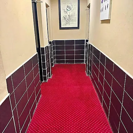 Victor Hugo Hotel 2*